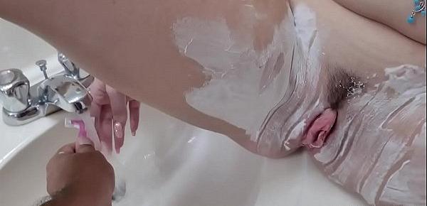  Pervy Stepson helps his stepmom Megan Maiden shave her pussy and later will give him a reward